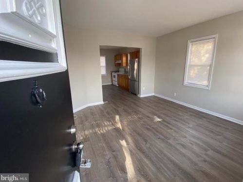 1018 Rose Ave, Runnemede, NJ 08078-1053