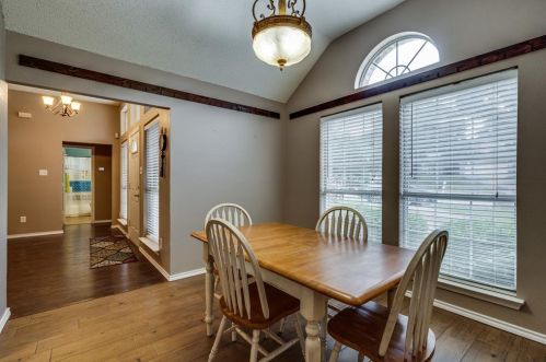 7624 Arbor Ridge Ct, Fort Worth TX  76112-4535 exterior