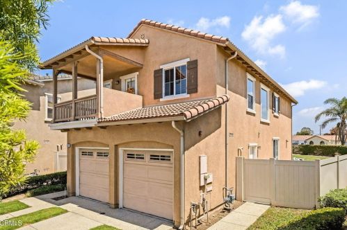 5300 Henry Pl, Oxnard, CA 93033-9132