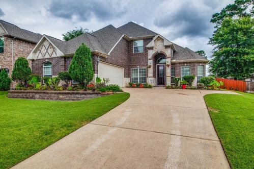 1856 Leela Springs Dr, Conroe, TX 77304-1169