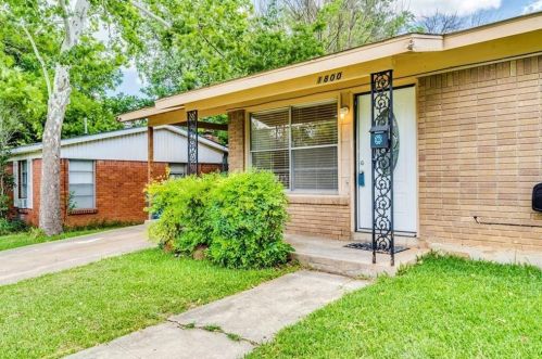 1800 Forestglade Dr, Austin, TX 78745-1777