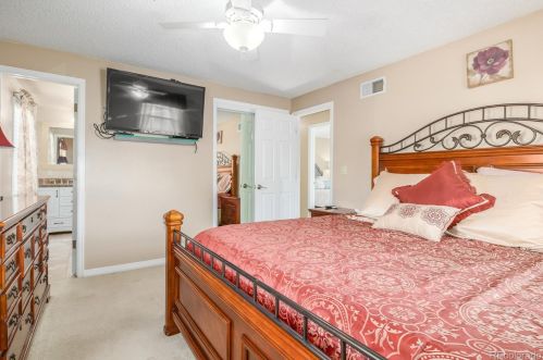 1422 Chambers Cir, Denver CO  80012-4731 exterior