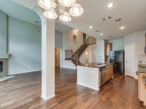 8313 Rolling Rock Dr, Fort Worth TX  76123-1891 exterior