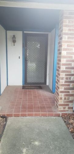 6828 Loma Vista Dr, Fort Worth, TX 76133-6431