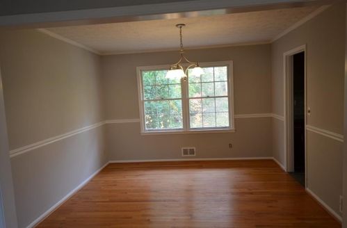 2842 Fontainebleau Dr, Atlanta GA  30360-1256 exterior