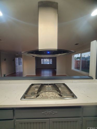 9085 Randolph St, Riverside CA  92503-1183 exterior