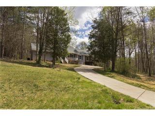 171 Levo Dr, Bells Cross Roads, NC 28166-9766