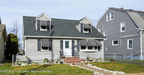303 Forman Ave, Point Pleasant Beach, NJ 08742-3240