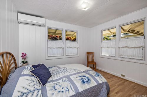 3588 Alani Dr, Honolulu HI  96822-1412 exterior