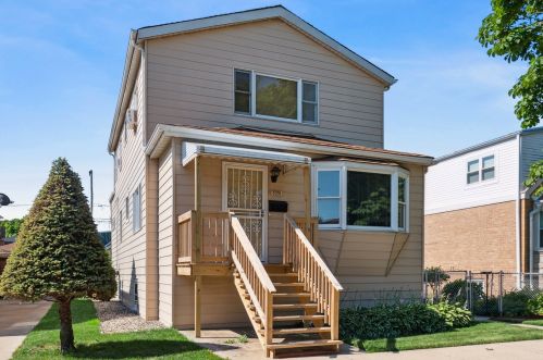 5751 Newport Ave, Chicago, IL 60634-4342