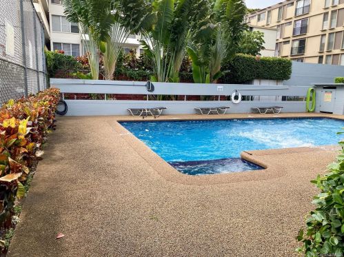 1621 Dole St, Honolulu HI  96822-4824 exterior