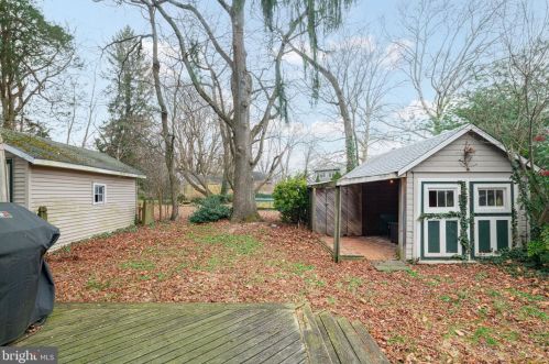 20 Evergreen Ln, Tavistock NJ  08033-1202 exterior