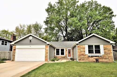 530 Forest Cir, Barrington Hills, IL 60102