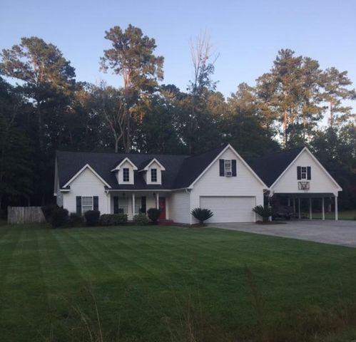 261 Johnson St, Varnville, SC 29944-5596