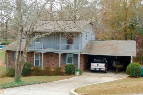 87 Hillcrest Dr, Commerce, GA 30529-1026