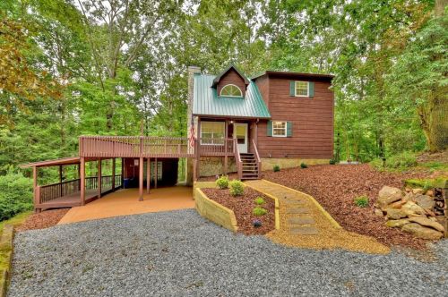 56 Hunterhill Way, Ellijay, GA 30540-0623