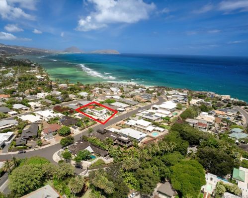 4126 Papu Cir, Honolulu HI  96816-4837 exterior