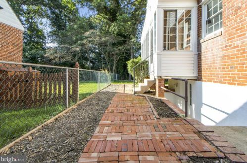 1514 Gridley Ln, Silver Spring MD  20902-3844 exterior