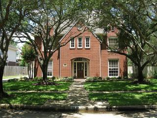 3810 Meadow Spring Dr, Sugar Land TX  77479-3250 exterior