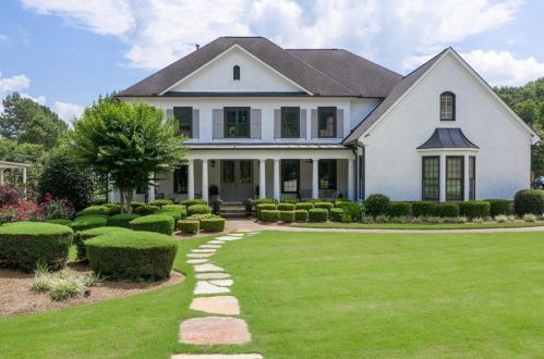 109 Brightmoor Ct, Holly Springs, GA 30115-8926