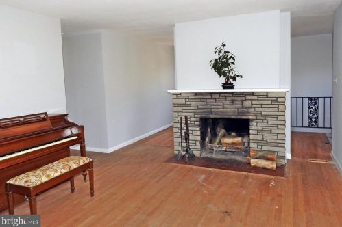 7412 Aspen Ave, Silver Spring MD 20912-5446 exterior