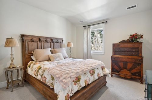 590 Gaylord St, Denver CO  80209-4626 exterior