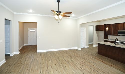 103 Red Bird Cir, Bonaire, GA 31005-4020