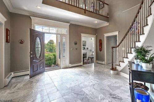 4 Coach N Four, Annandale, NJ 08801-3500
