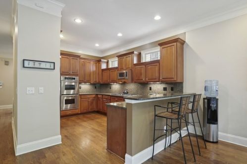 1520 Markan Dr, Atlanta GA  30306-2226 exterior