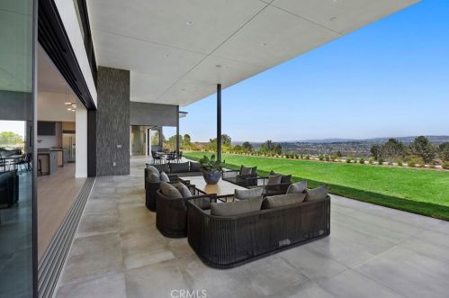 7663 Corto Rd, Anaheim CA  92808-1348 exterior