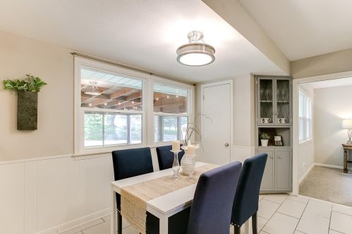 2445 Aglen St, Saint Paul MN  55113-3309 exterior