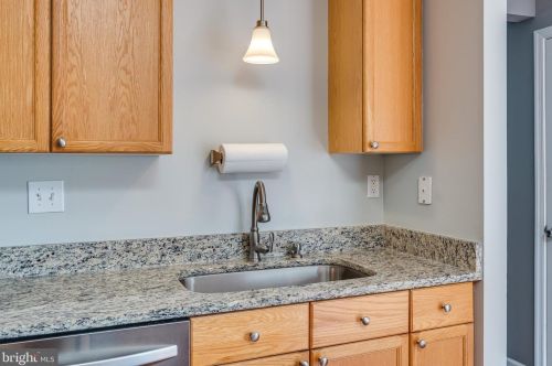 33 Holmes Dr, Charles Town WV 25414-4412 exterior