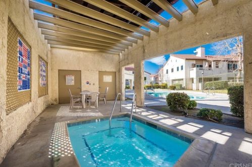 3216 Darby St, Simi Valley CA  93063-2546 exterior