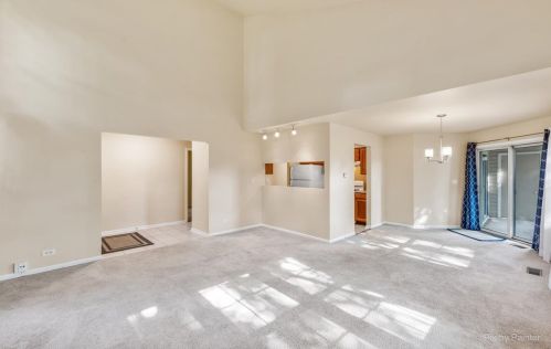 1276 Clare Ct, Carol Stream IL  60188-6011 exterior