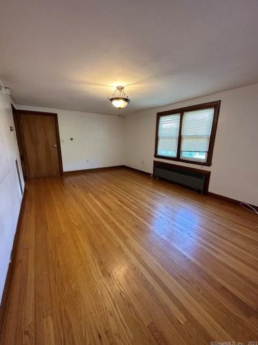 175 Russell St, Middletown CT  06457-4323 exterior