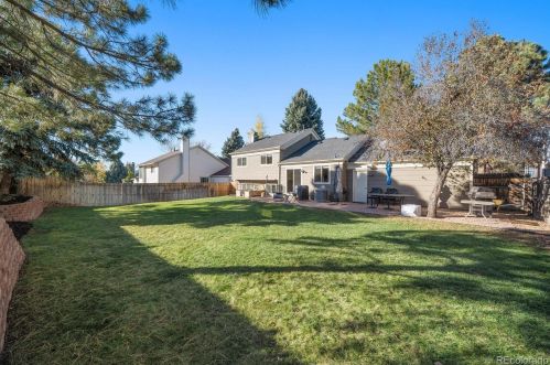 21606 Powers Pl, Aurora CO 80015-3372 exterior