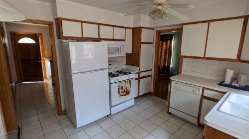 18847 Juhlin Dr, Homewood, IL 60430-4025