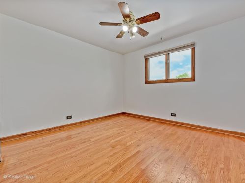 9856 Huber Ln, Niles IL  60714-1015 exterior