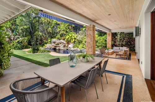 1037 Koloa St, Honolulu HI  96816-5101 exterior