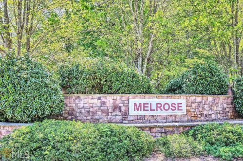 105 Melrose Creek Dr, Stockbridge, GA 30281-2350