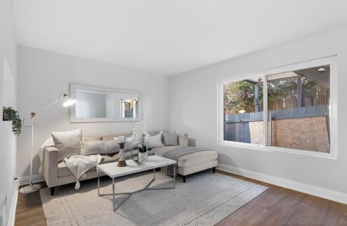 4040 49th St, San Diego, CA 92105-2066