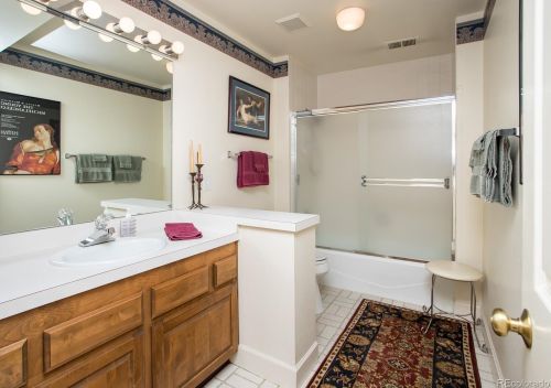 6193 Briarwood Cir, Englewood CO 80112-1035 exterior