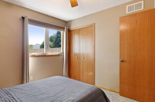 9138 Duckwood Trl, Saint Paul MN  55125-8860 exterior