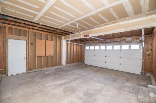 18202 Nassau Dr, Denver CO 80013-3346 exterior