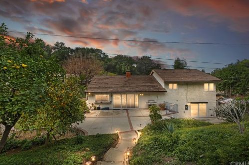 810 Puma Canyon Ln, Glendora, CA 91740-6354
