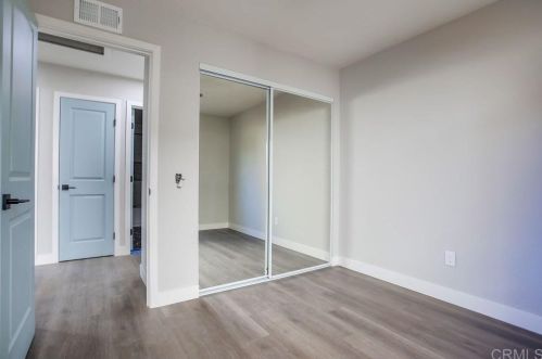 1461 Darwin Dr, Oceanside CA  92056-3042 exterior