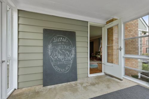 1372 Hazel St, Saint Paul MN  55119-4507 exterior