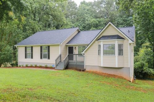 1081 Neva Dr, Marietta, GA 30060-6179
