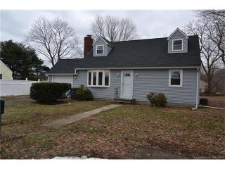 20 Sharon Ct, Milford, CT 06461-3007