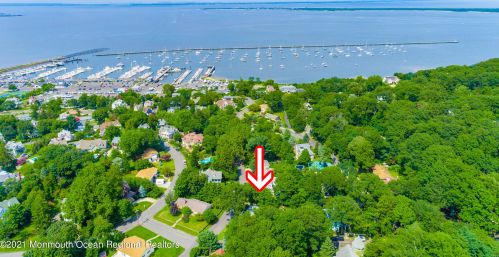 86 Mount Ave, Atlantic Highlands, NJ 07716-1362
